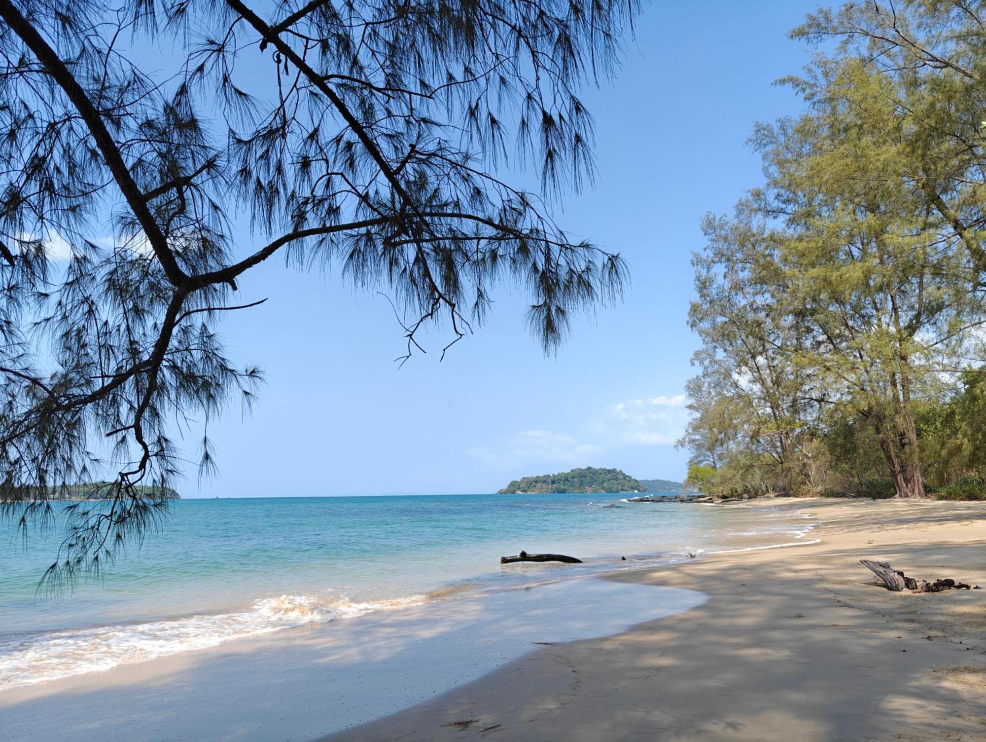 Hotel Crusoe Koh Takiev Island à Koh Ta Kiev Extérieur photo