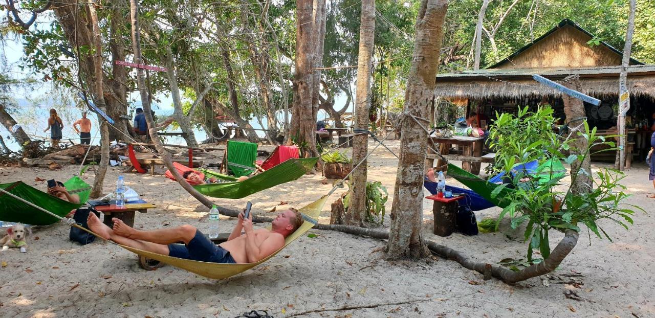 Hotel Crusoe Koh Takiev Island à Koh Ta Kiev Extérieur photo